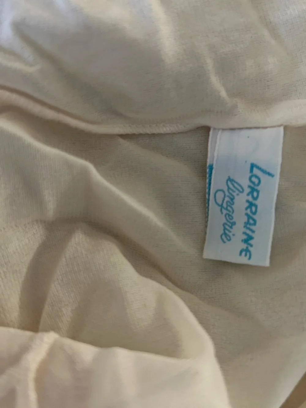 Vintage Lorraine lingerie Slip nightgown 32 short